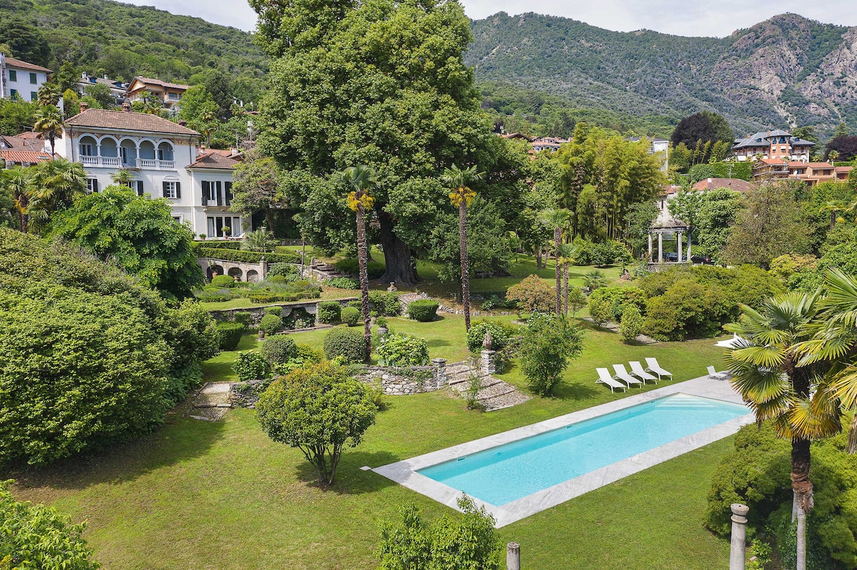 美丽的经典别墅和泳池- La Romanica别墅