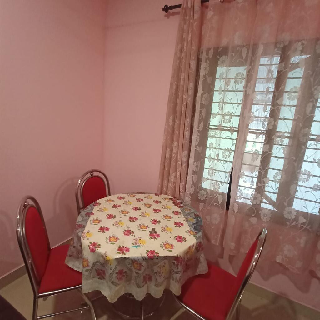 Homely & calm 1-bedroom place with full privacy.