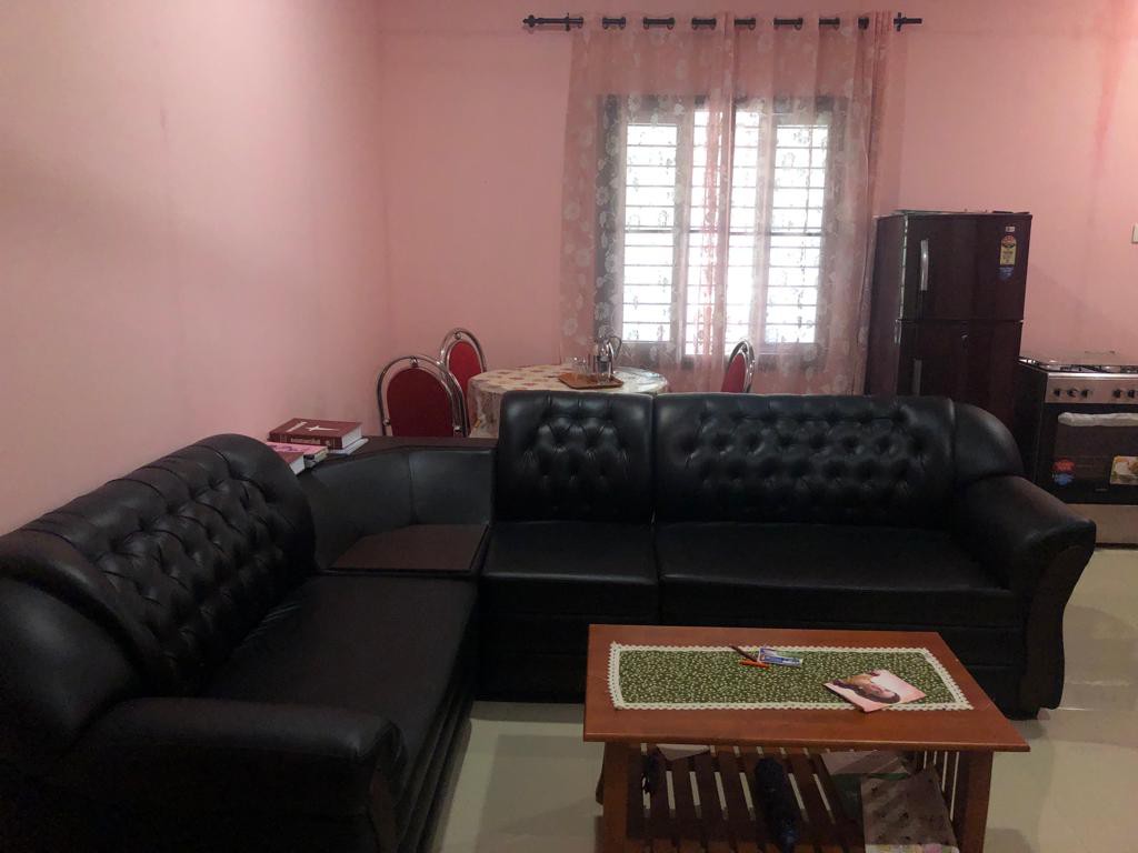 Homely & calm 1-bedroom place with full privacy.