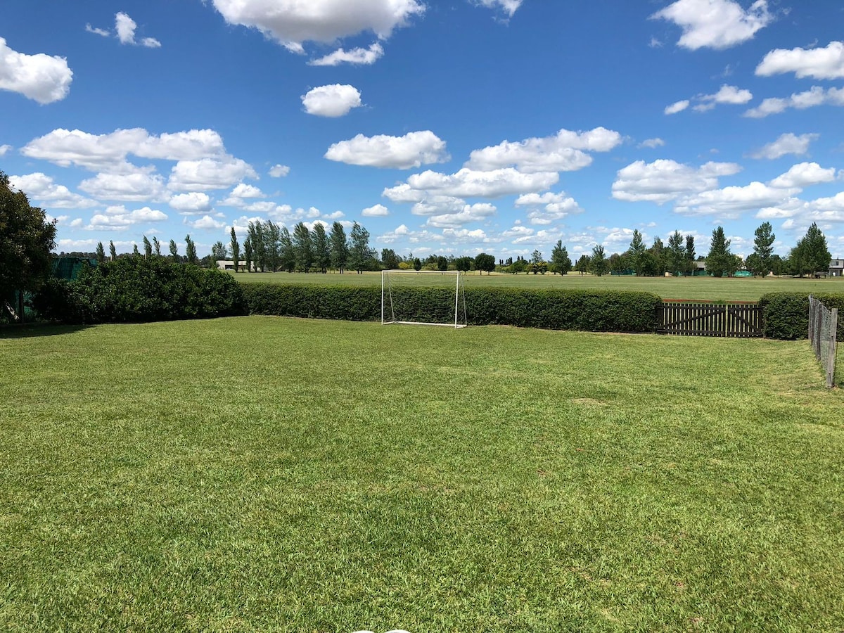 Casona con piscina en Estancia La Rinconada