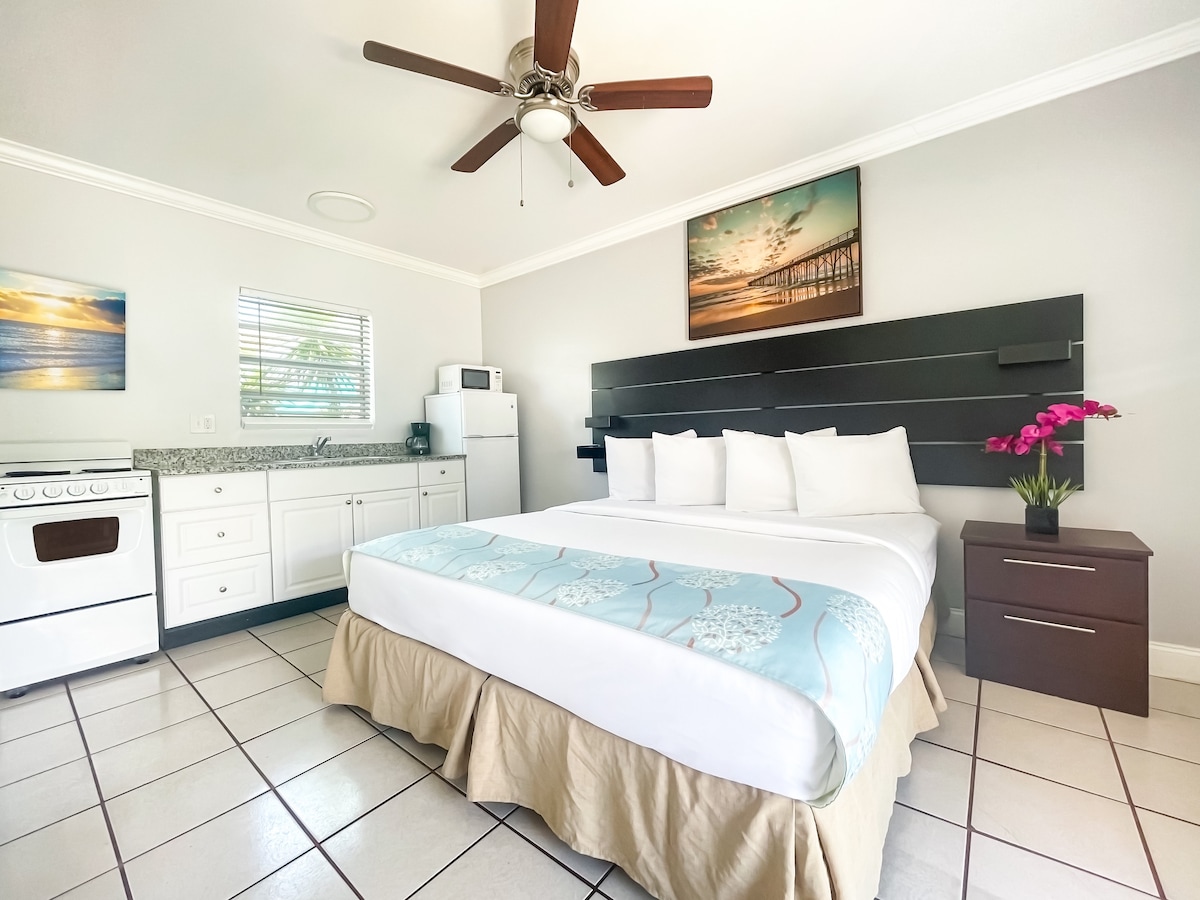 Ocean Villas, comfy rooms by the beach