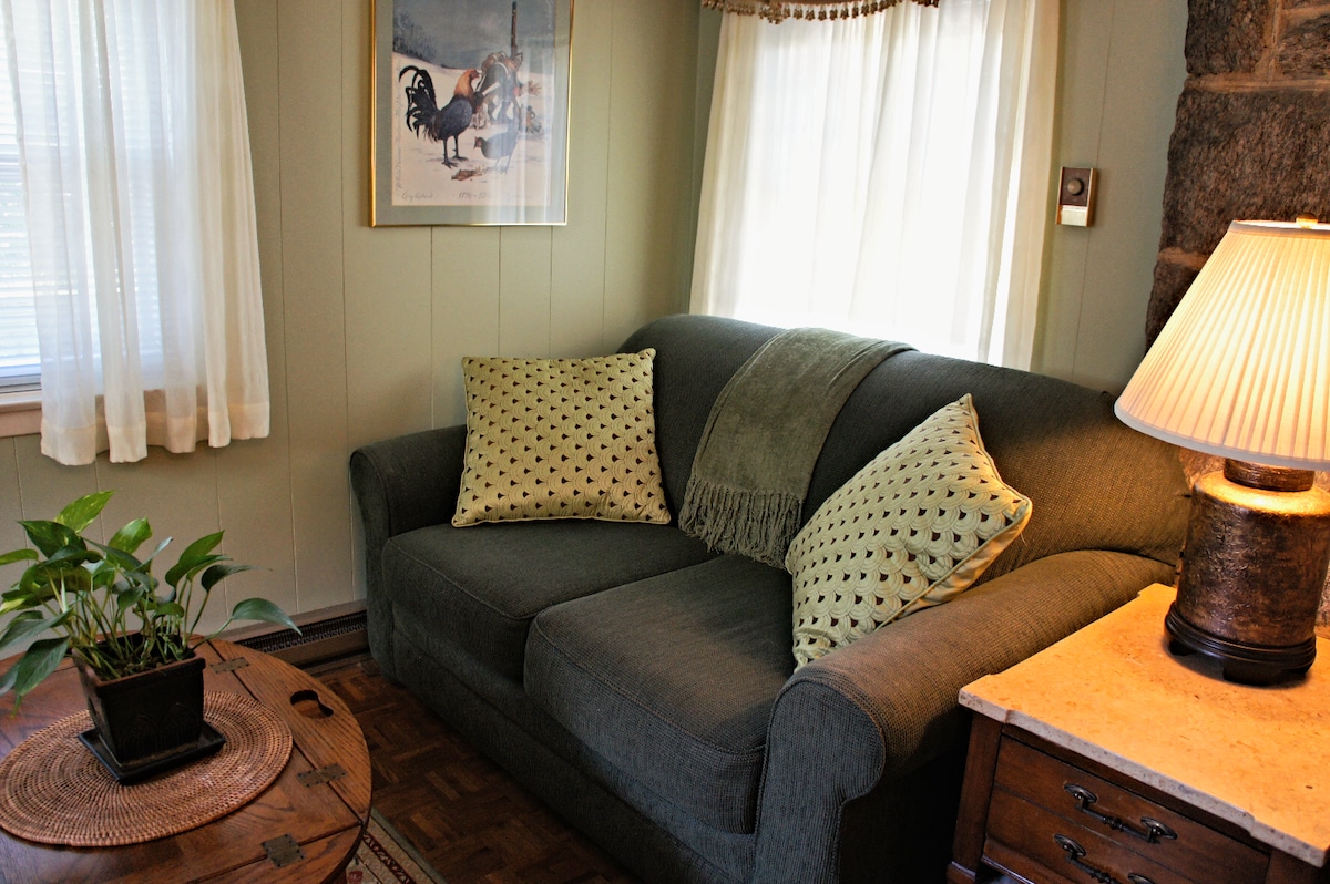 Delaware Suite (Petite Suite) in Kennett House