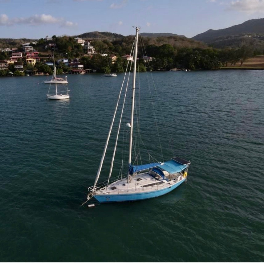 Nuit insolite sur un beau voilier aux Trois ilets