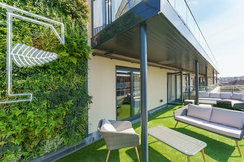 Darlington - 2 Bed Luxury Apartment by Mint Stays