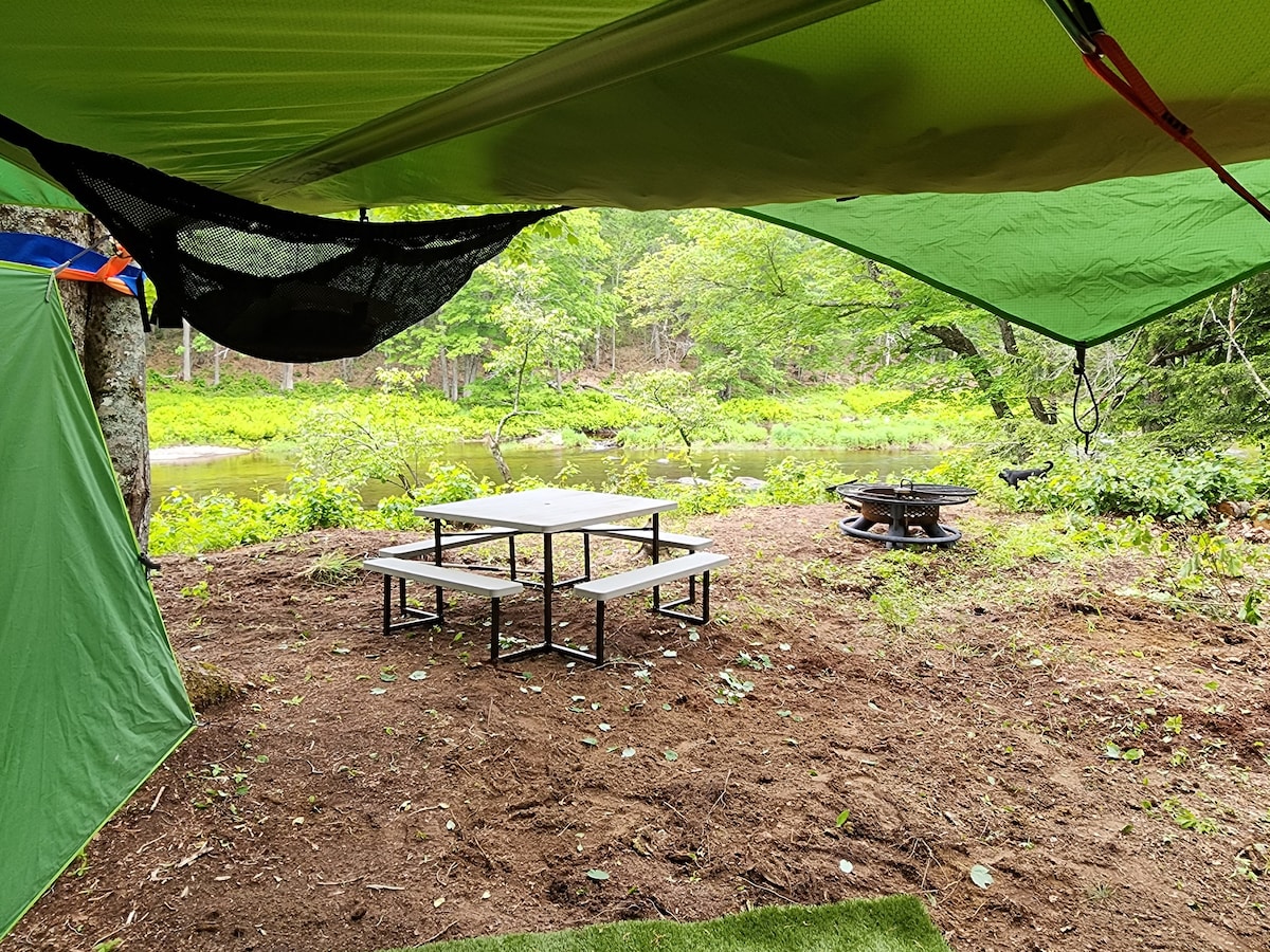 Hanging Out! Suspension Tent