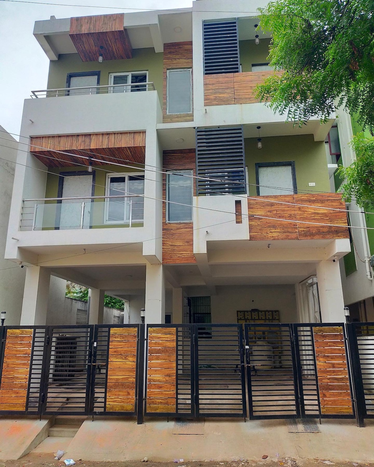 Elegant apartment at Porur with parking, Chennai