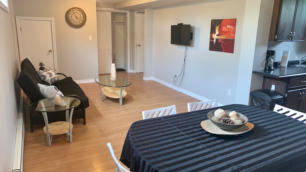 3 bedroom apartment in Kapuskasing.