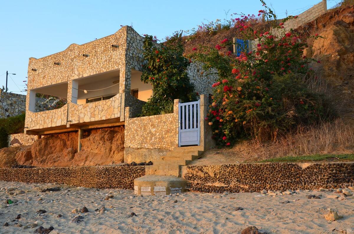 Maison à Popenguine au Sénégal, sur l'océan