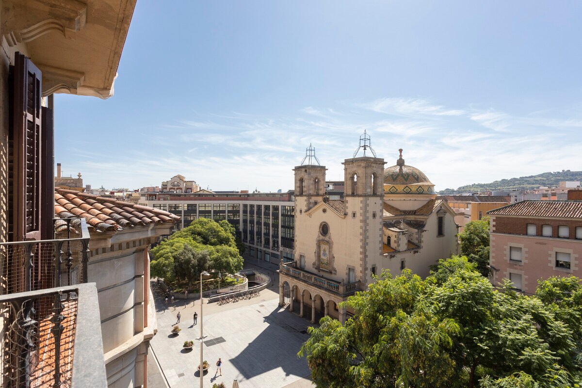 兰布拉大道（ Las Ramblas ）旁迷人的阳光公寓