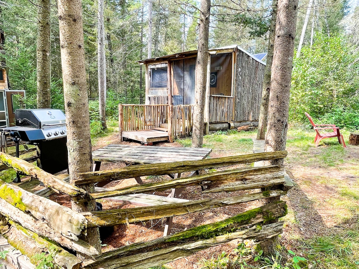 Deer Cabin at Trailhead Cabins