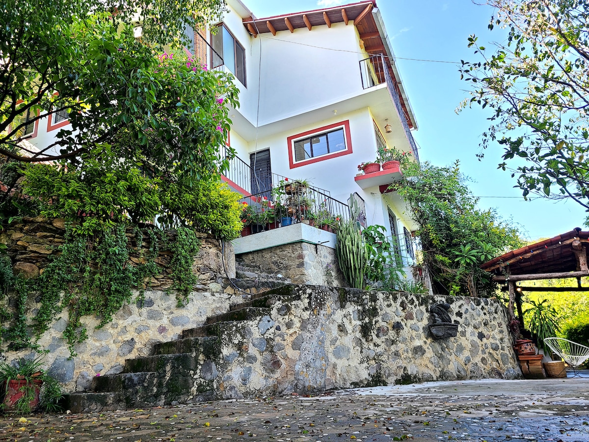 Casa de descanso con vista a la montaña