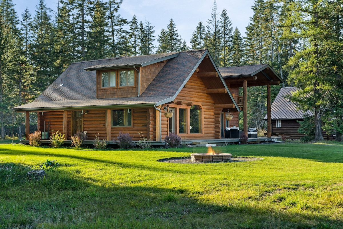 蒙大拿州豪华小木屋，可欣赏壮丽的山景