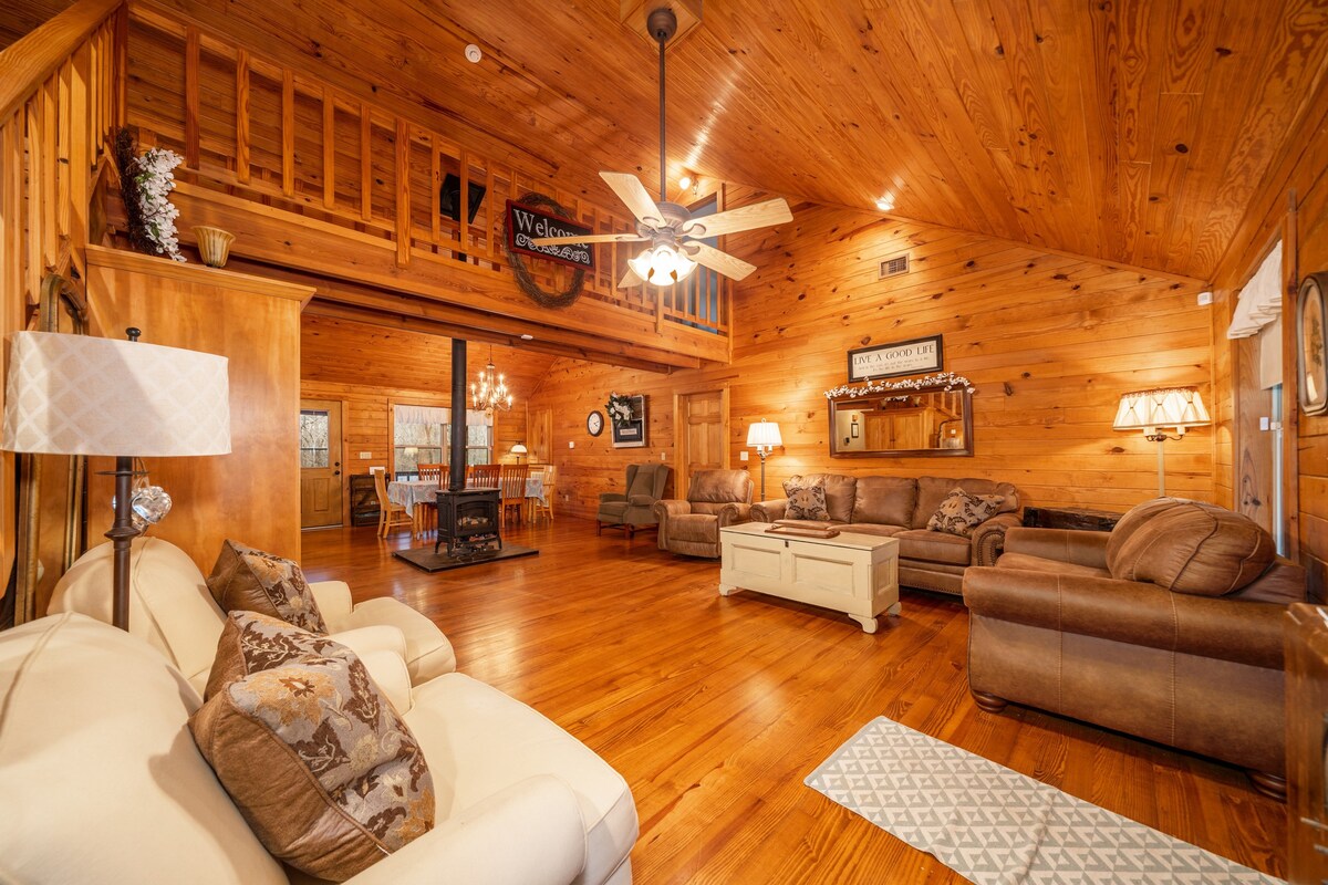 The Cabin at Pineview