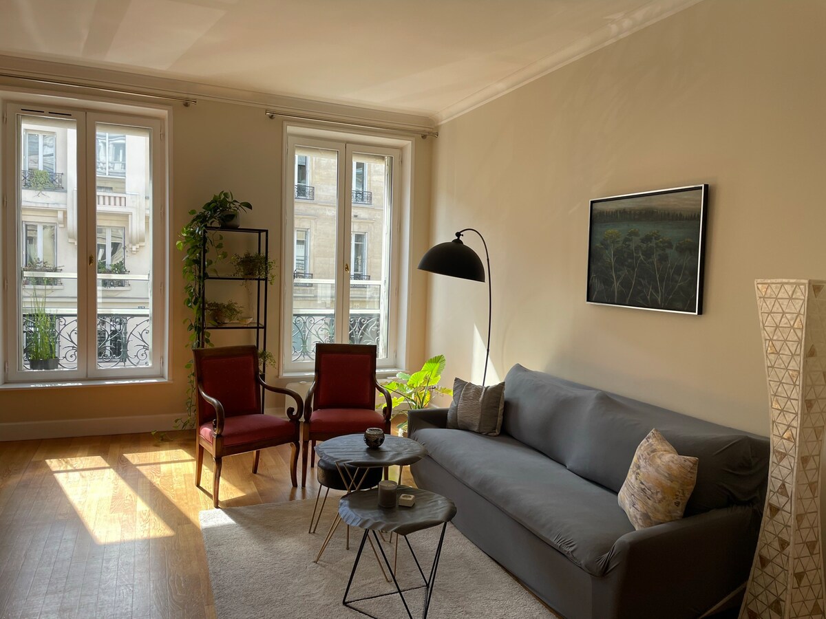 阳光明媚、安静的公寓，毗邻蒙索公园（ Parc Monceau ）