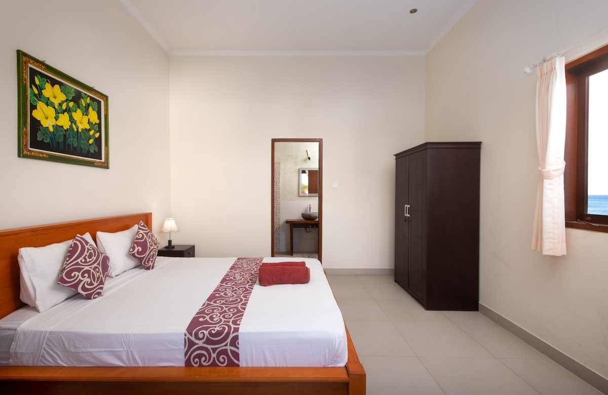 Gula Juruh Beach Front - Room 3 seaview