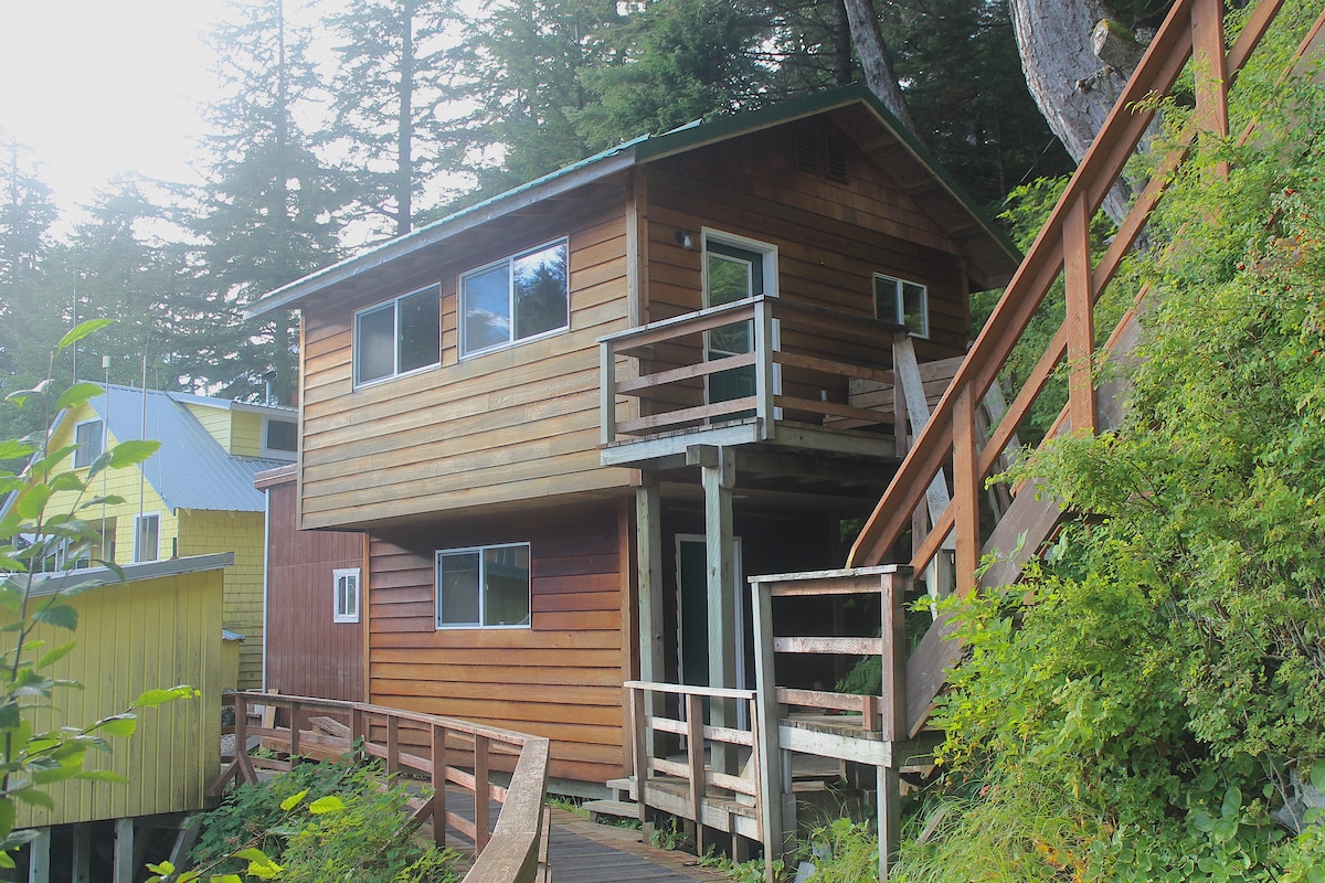 Elfin Cove 's Cabin on the Boardwalk