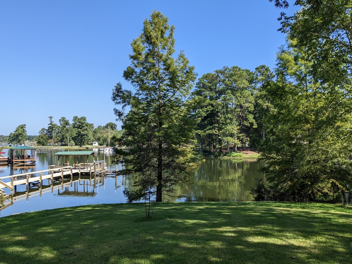 Big Mama's Lakeside Cottage Lake Marion