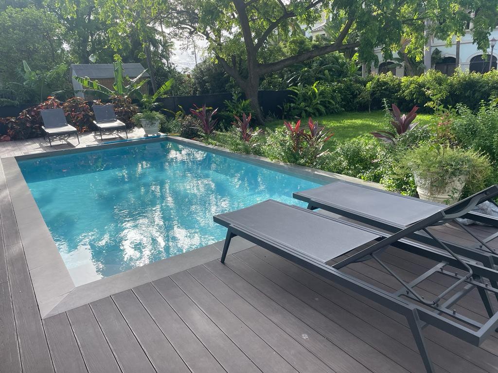 现代3床别墅-私人泳池