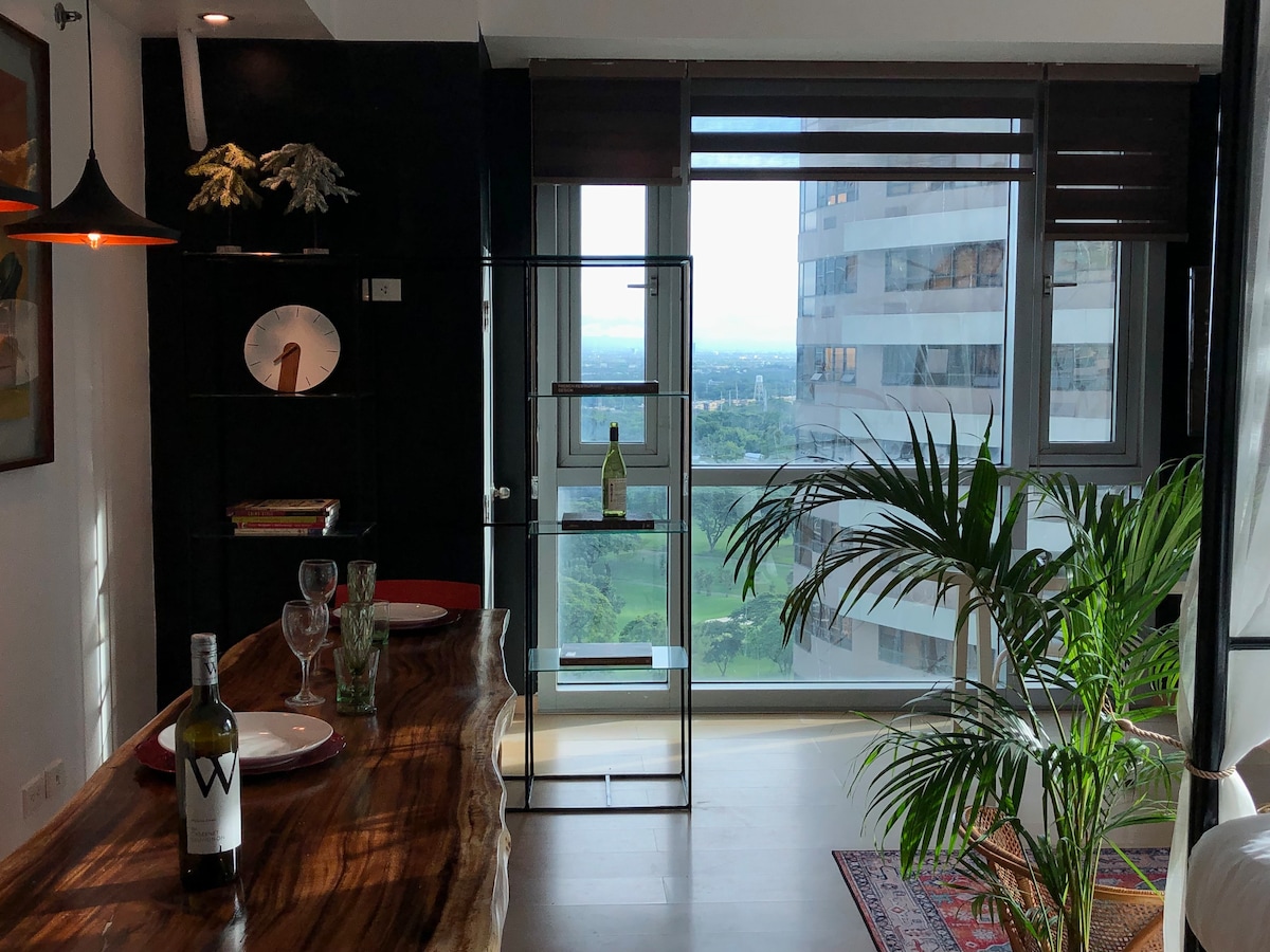 精心公寓，带马尼拉高尔夫景观|邮政编码BGC