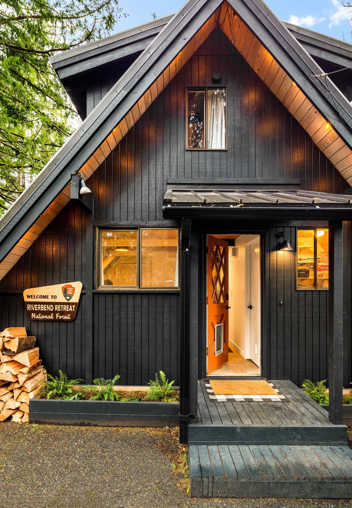 西雅图河畔A型小木屋