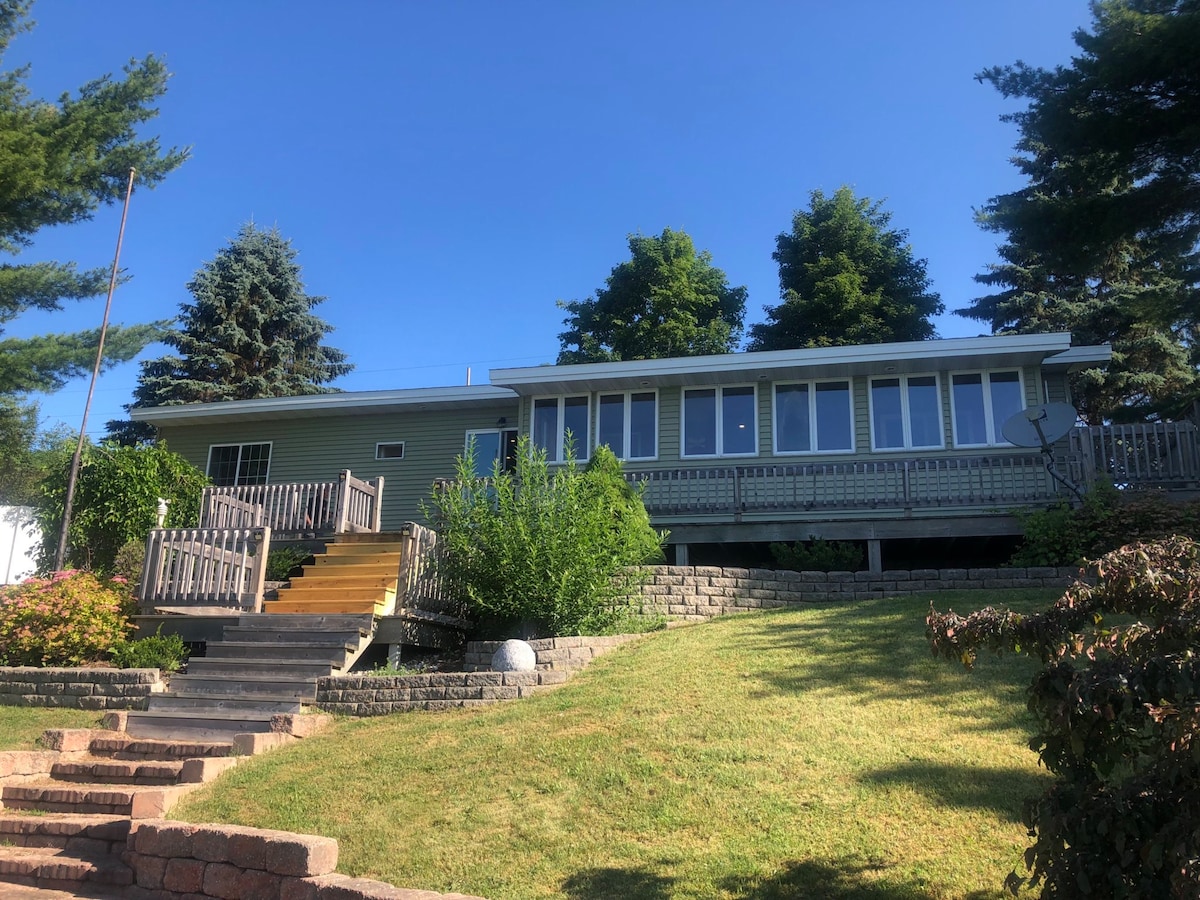 Upper Peninsula Lake House