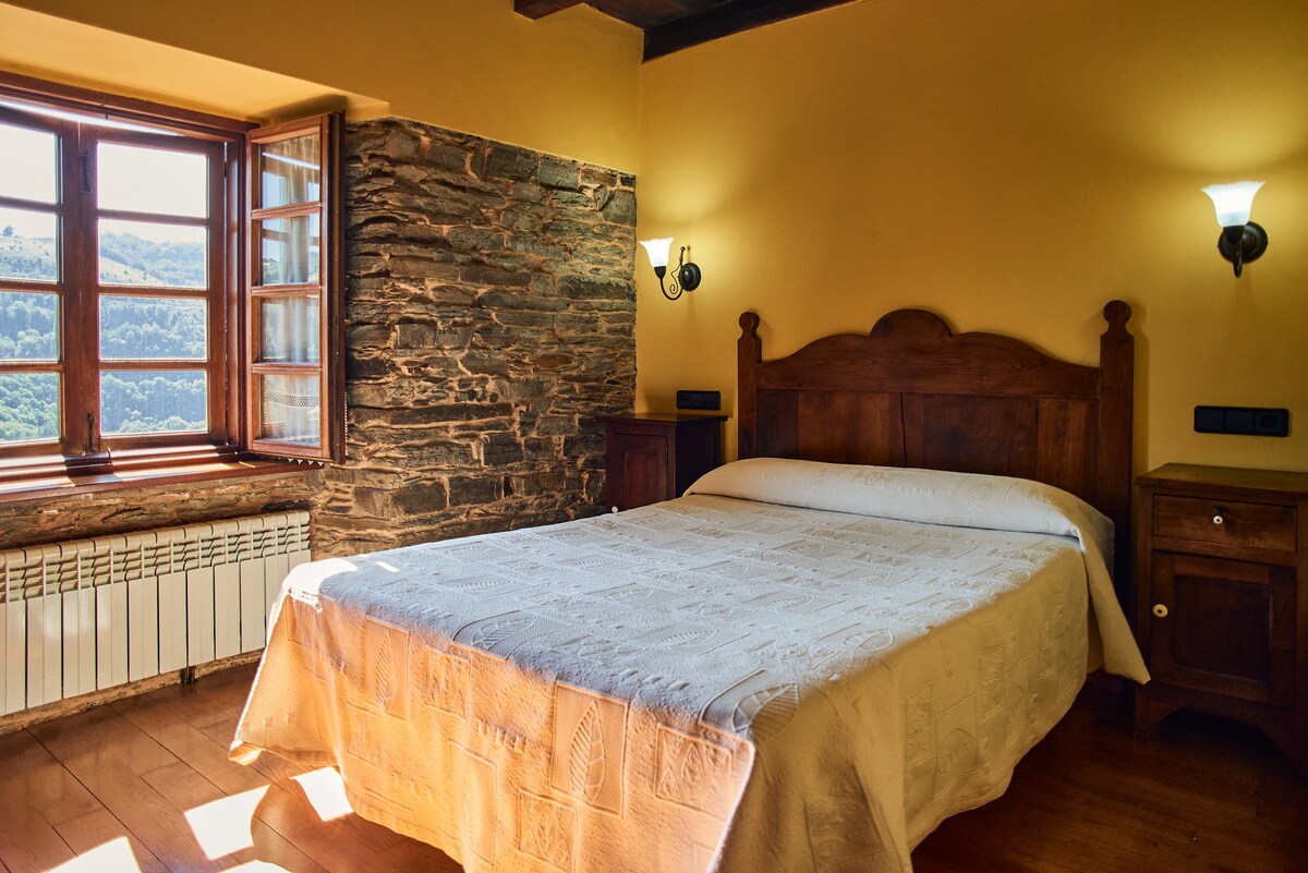 Habitación Casa Aldea en Asturias. A Casoa