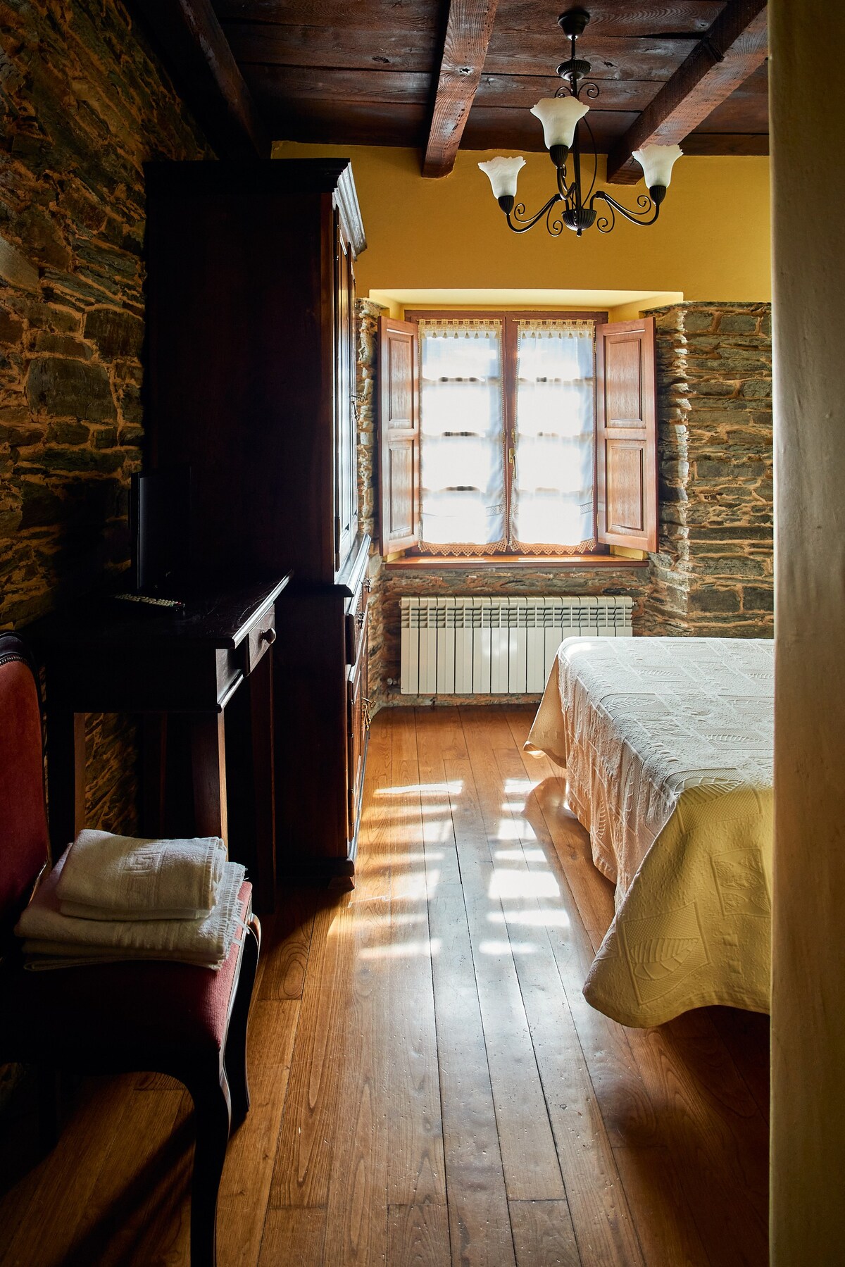 Habitación Casa Aldea en Asturias. A Casoa