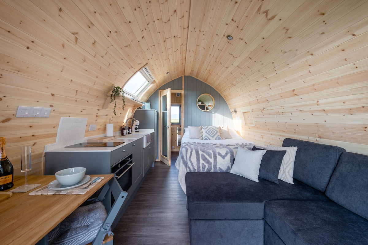 Alanna - Glamping Pod at Eden Heights Glamping
