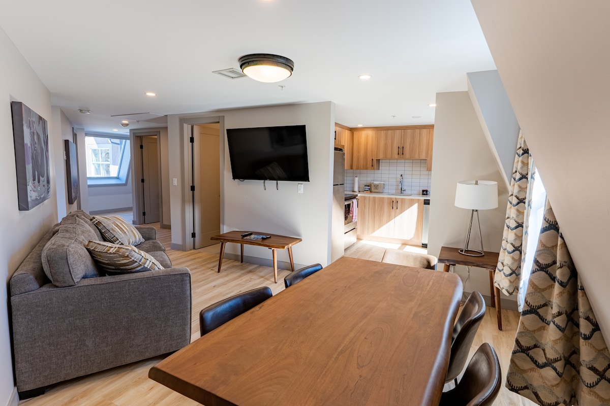 Basecamp Suites Banff- Three Bedroom Apartment