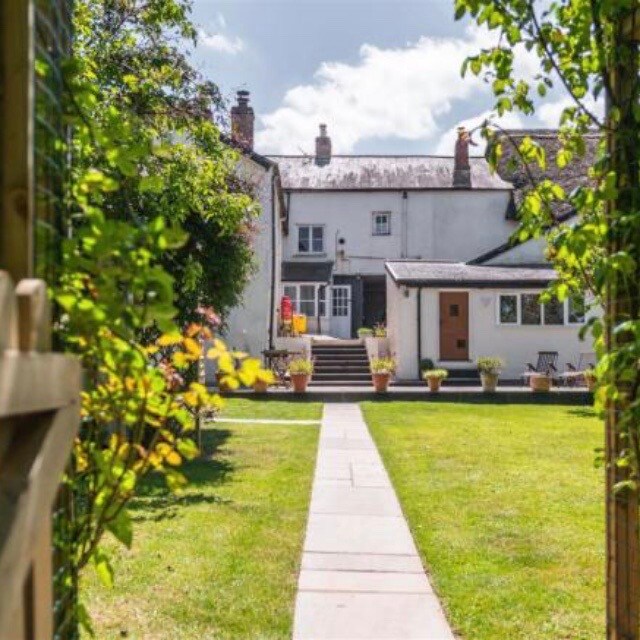 The Stables Devon - spacious, cosy, relaxing