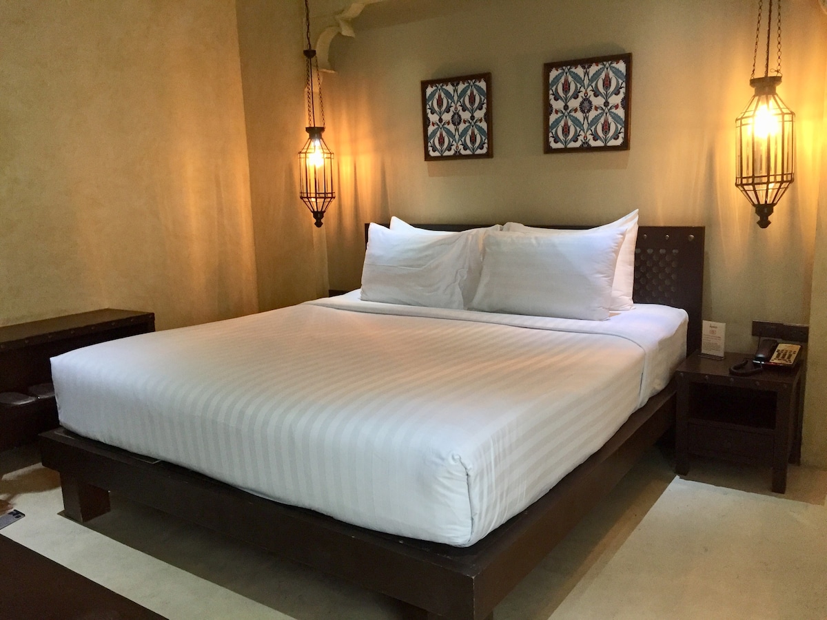 1 Bed Room in Arabian Style