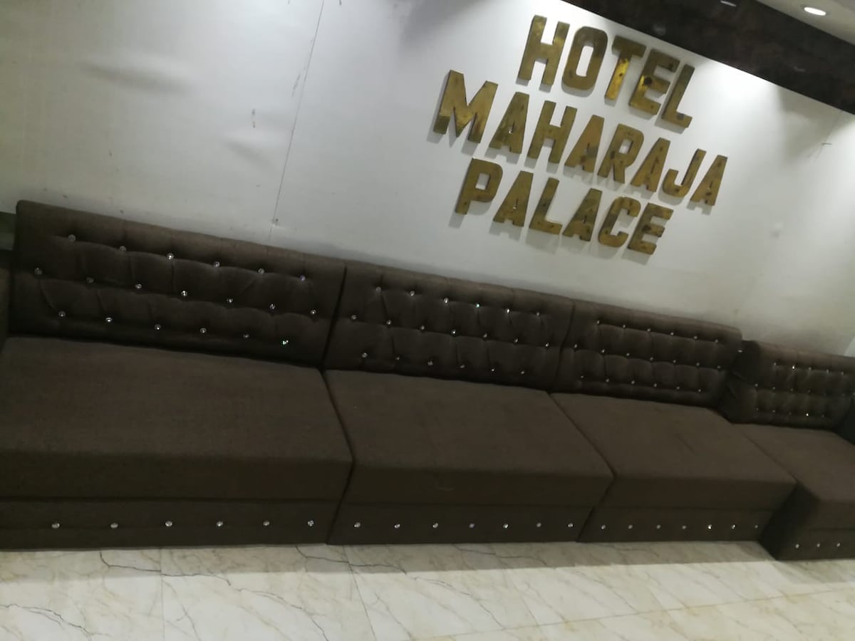 Hotel Maharaja By WB Inn