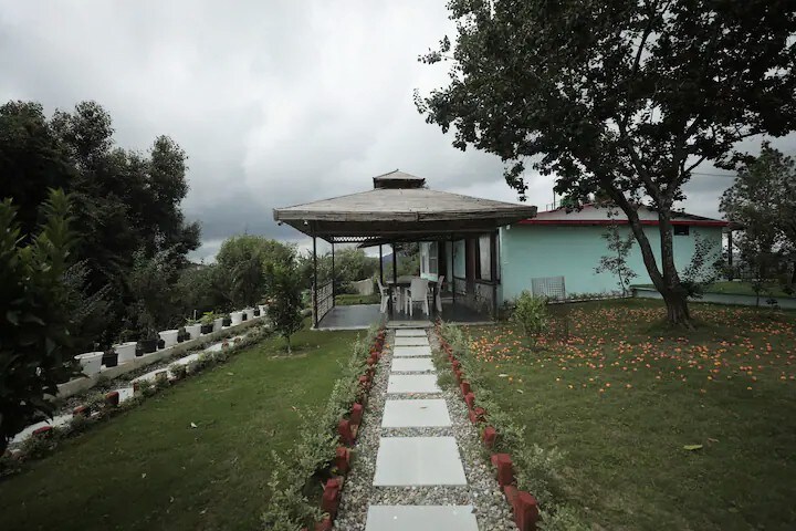 Farmhouse 2Bedroom Villa in AppleOrchard Mukteswar