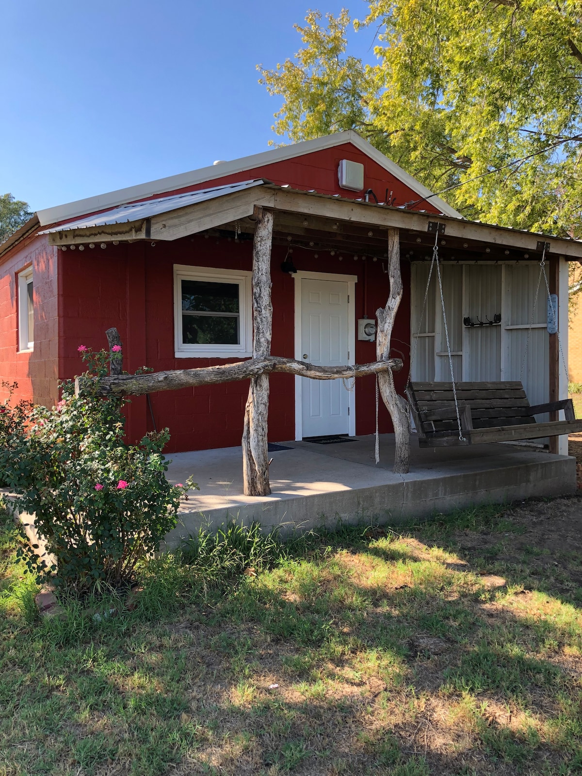 Broken B Bar Ranch Guest lodge