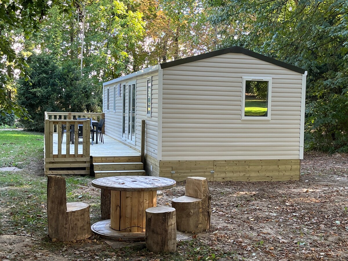 Charmant bungalow pour 6 personnes avec piscine