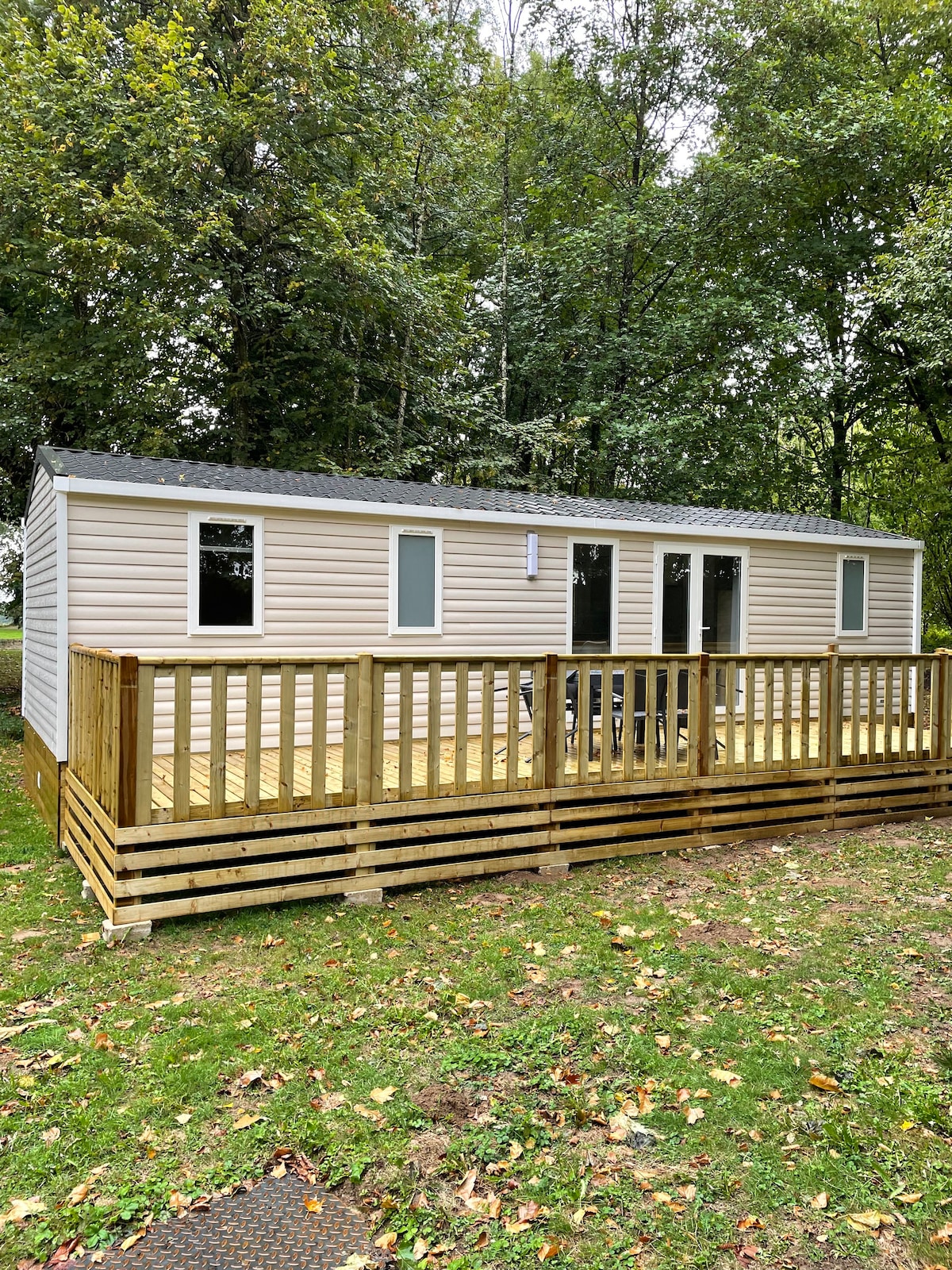 Charmant bungalow pour 6 personnes avec piscine