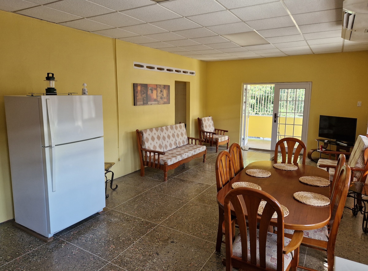 5 bedroom guest house in Port of Spain