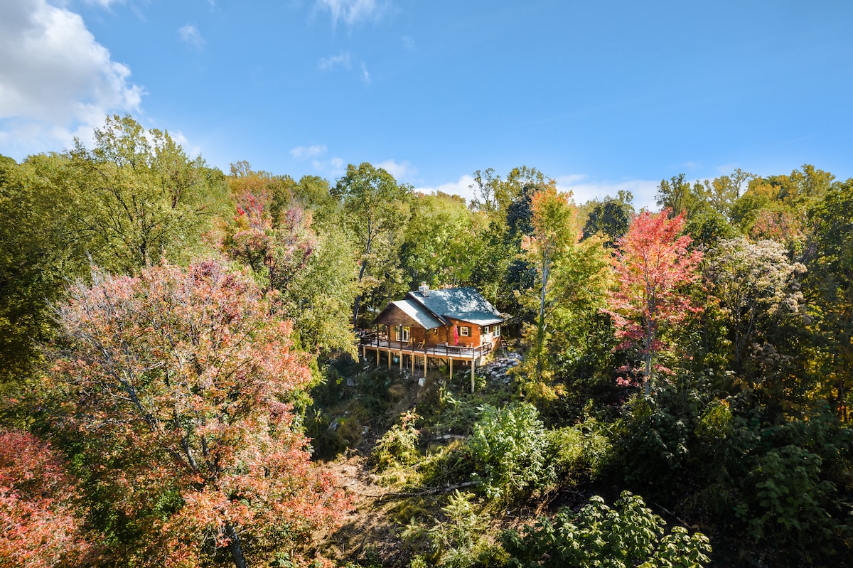 带景观的舒适木屋+ Shenandoah附近的热水浴缸