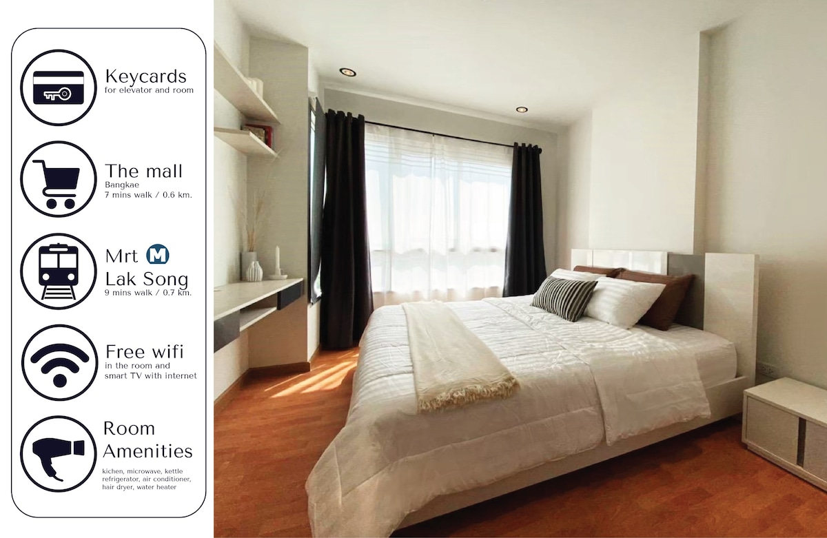 Comfy clean room w/ King Bed Near MRT – 7 Min Walk