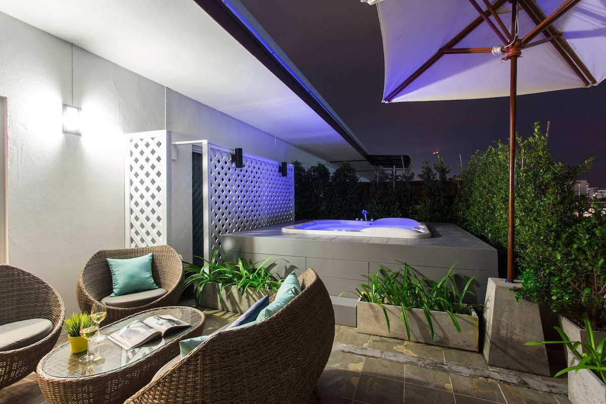 Hip Chiang Mai 7 Bedroom Townhouse