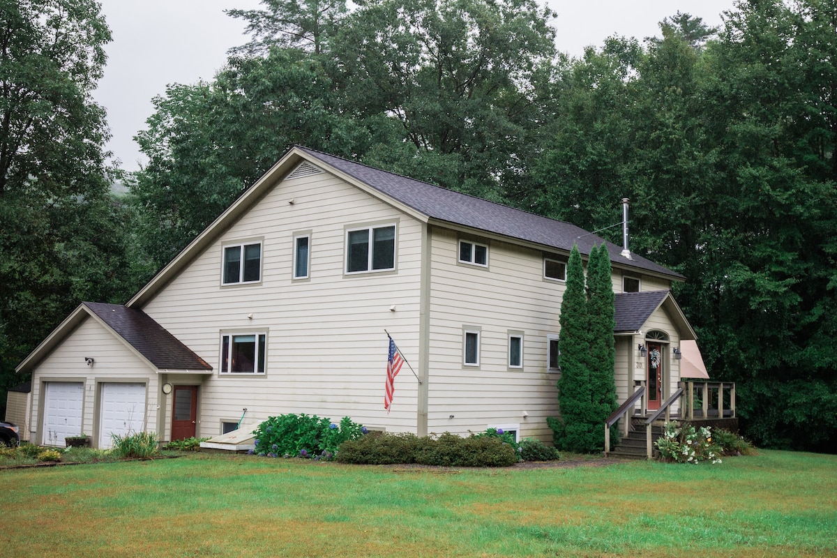 双山河别墅（ Twin Mountain River House ）