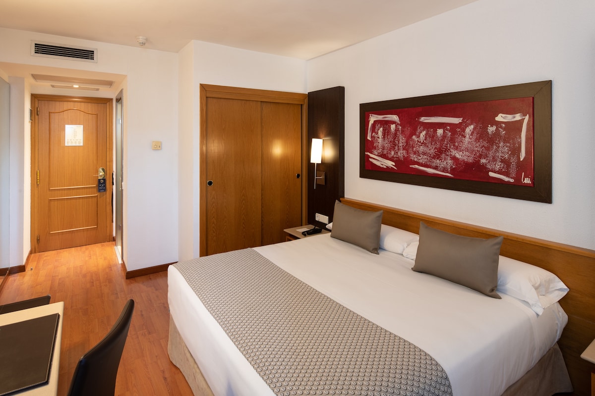 Catalonia Bristol 3* Hotel - Double room