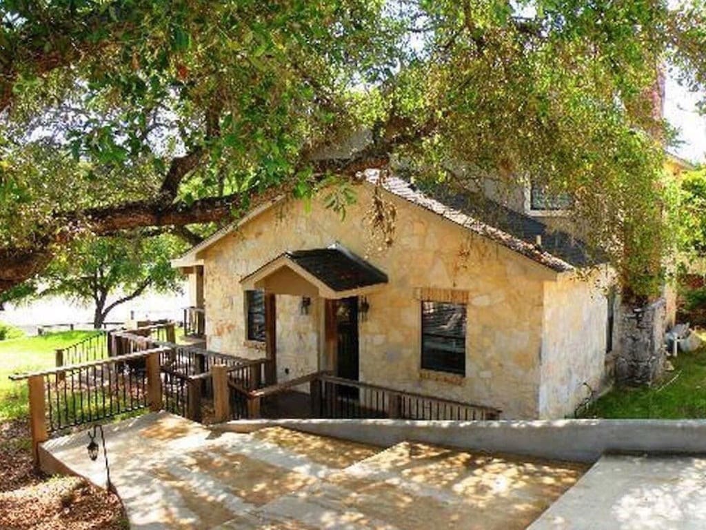 Hill Country Hideaway