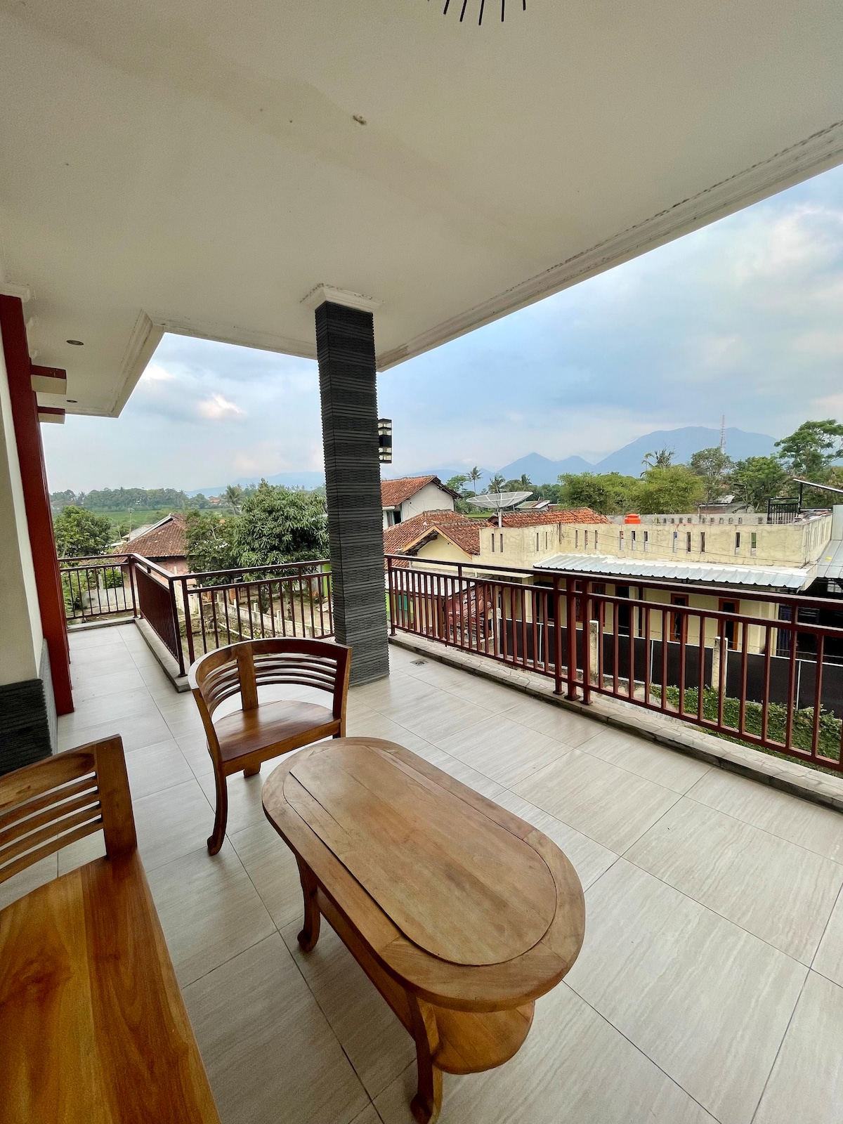 Homey 3BR entire villa with mountain view