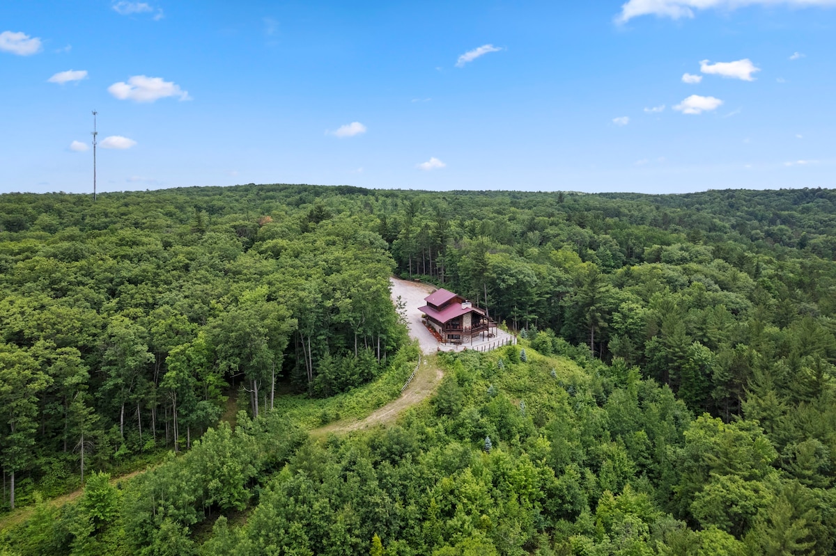 Caribou Ridge! Sleep 28+. 1of2 Lodges StunningView