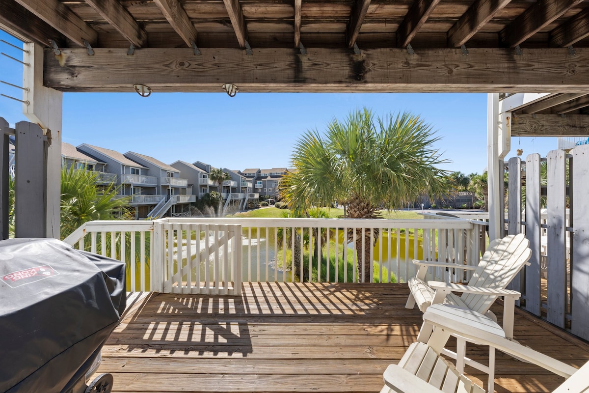 Gulf Views, Free paddle board and beach cart!