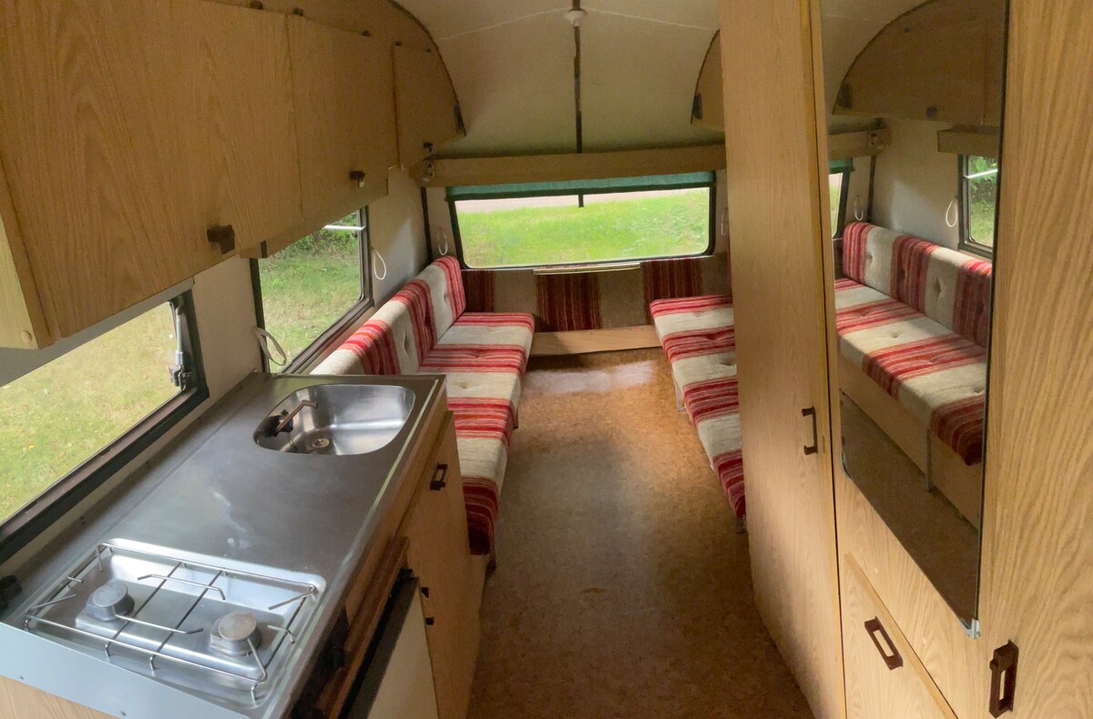 Relax in nice caravan