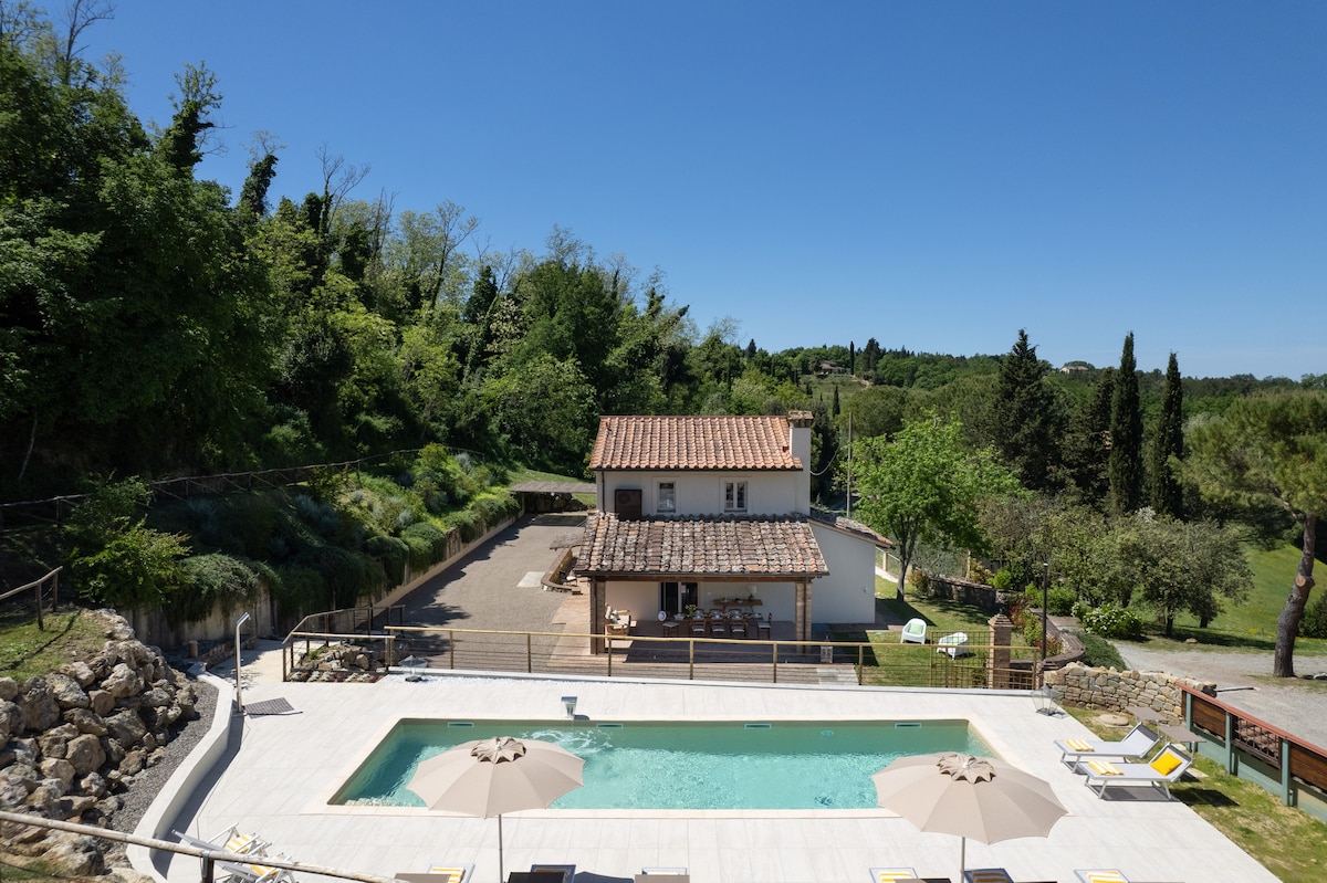 Villa Oliva - relax e privacy in Toscana