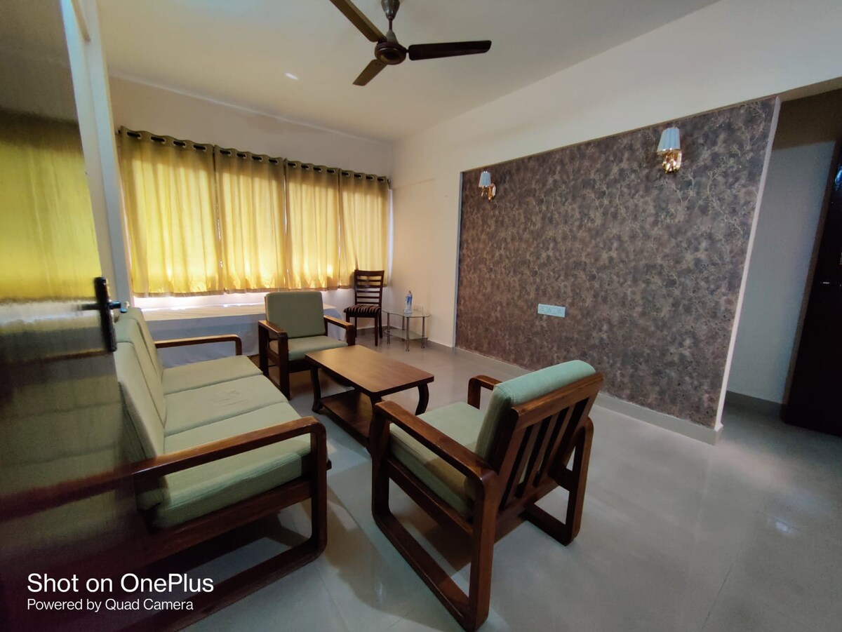 A private room in shared Apt. Business Bay Yerwada