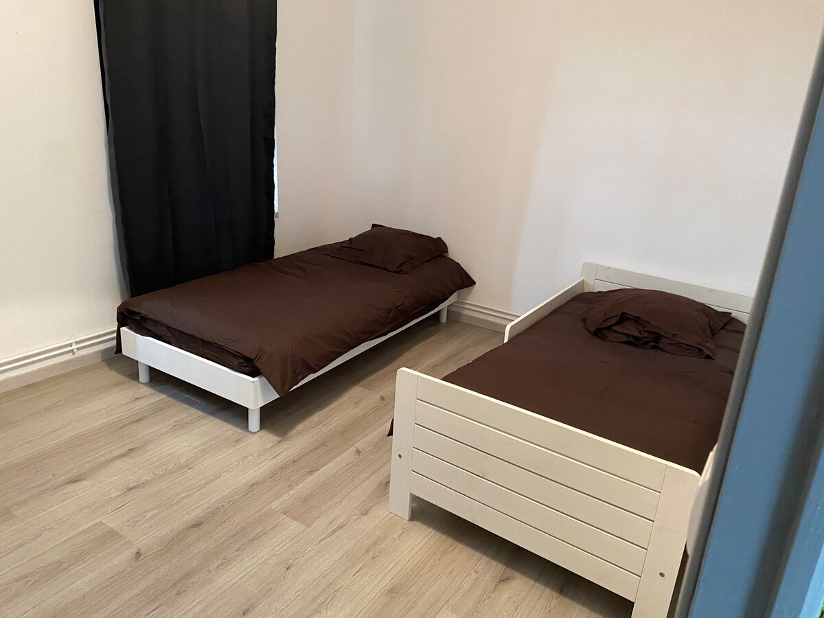 Joli appartement avec parking gratuit sur place